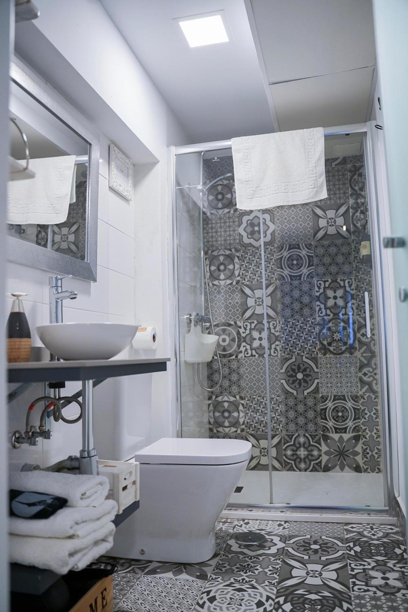 Apartamentos Suites Cariatide بلاسينثيا المظهر الخارجي الصورة